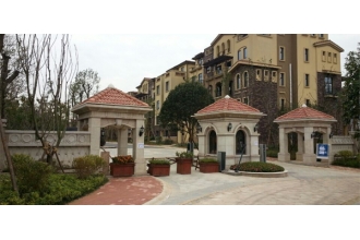 振業(yè)城采購(gòu)果皮箱，選擇美天環(huán)保